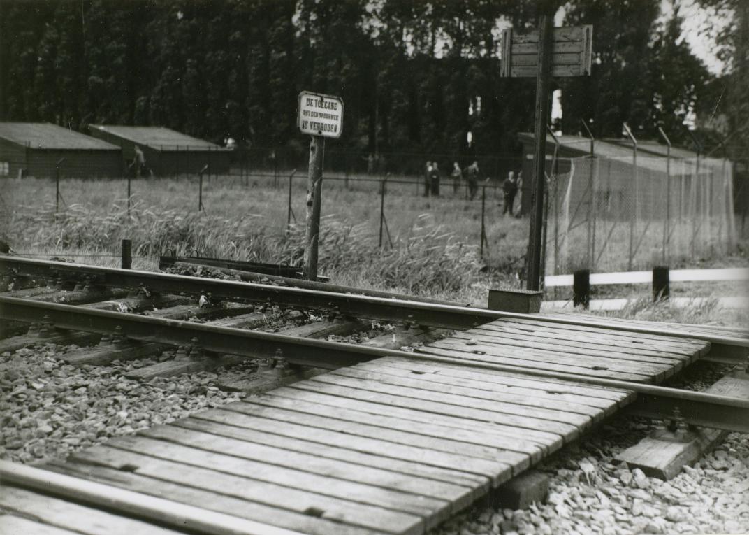 spoorwegovergang bij 't haantje 1951